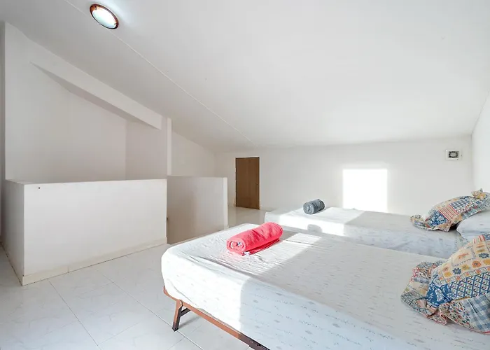 Hauzify I Casa Arboç Casa de Férias *