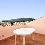 Hauzify I Casa Arboc Holiday home *