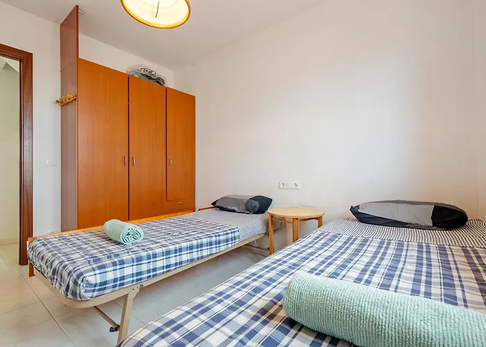 Hauzify I Casa Arboc Дом отдыха *