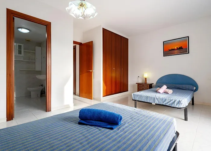 Hauzify I Casa Arboc